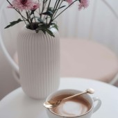 قهوات☕ - أثمن ما تملك هي، نفسك.